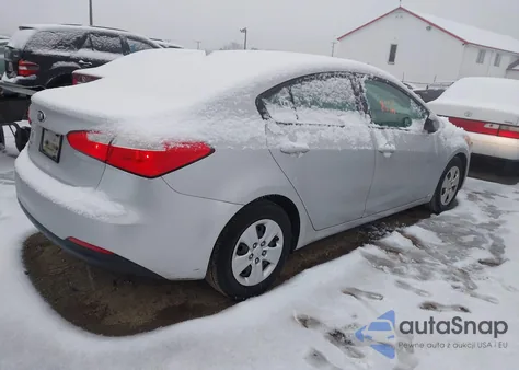 2016 Kia Forte Lx из США, поврежденный, VIN KNAFK4A60G5469517